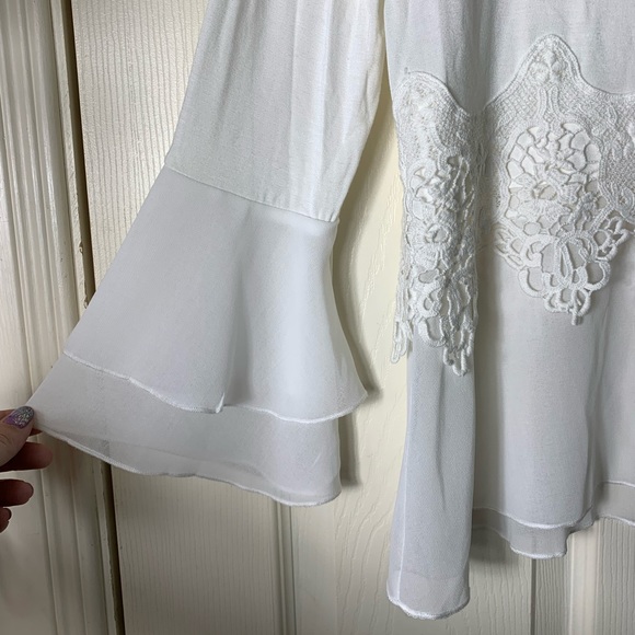 Neiman Marcus | Lace & Chiffon Bell Sleeve Twofer Top - Small - Picture 3 of 6